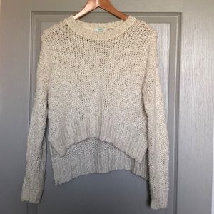 Baggy, long sleeved, cropped sweater/shirt